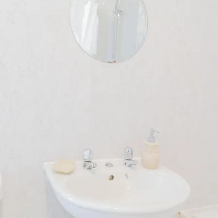 Cs House * Carlisle (Cumbria)